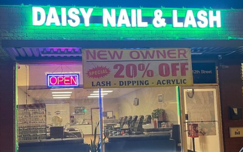 Daisy Nail & Lash